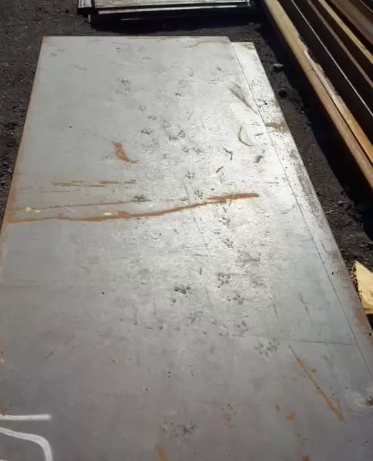 ورق سیاه 15 میل 6000*1250 برش خورده فولاد کاویان