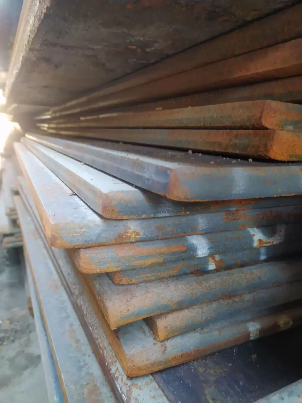 ورق سیاه 25 فولاد کاویان 1250 فابریک ST-37